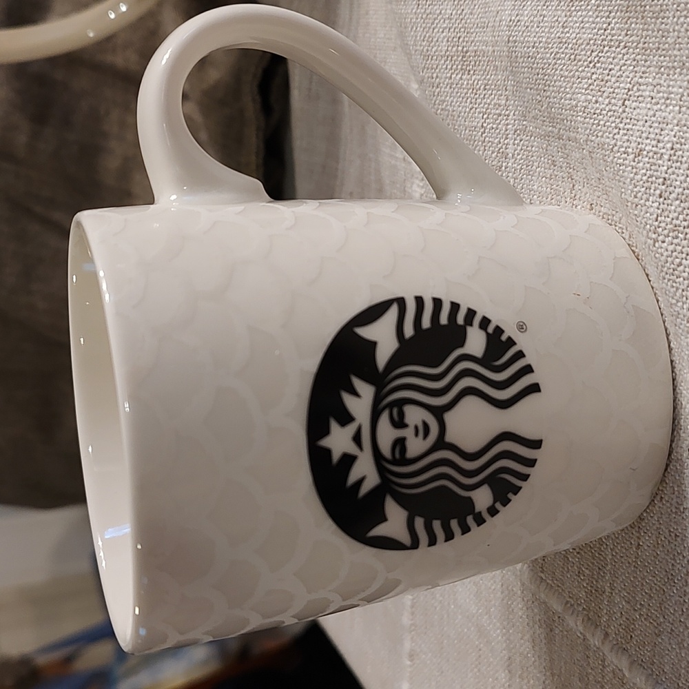 Starbucks 2020 Coffee Mug White Black Mermaid Logo & Scales Design